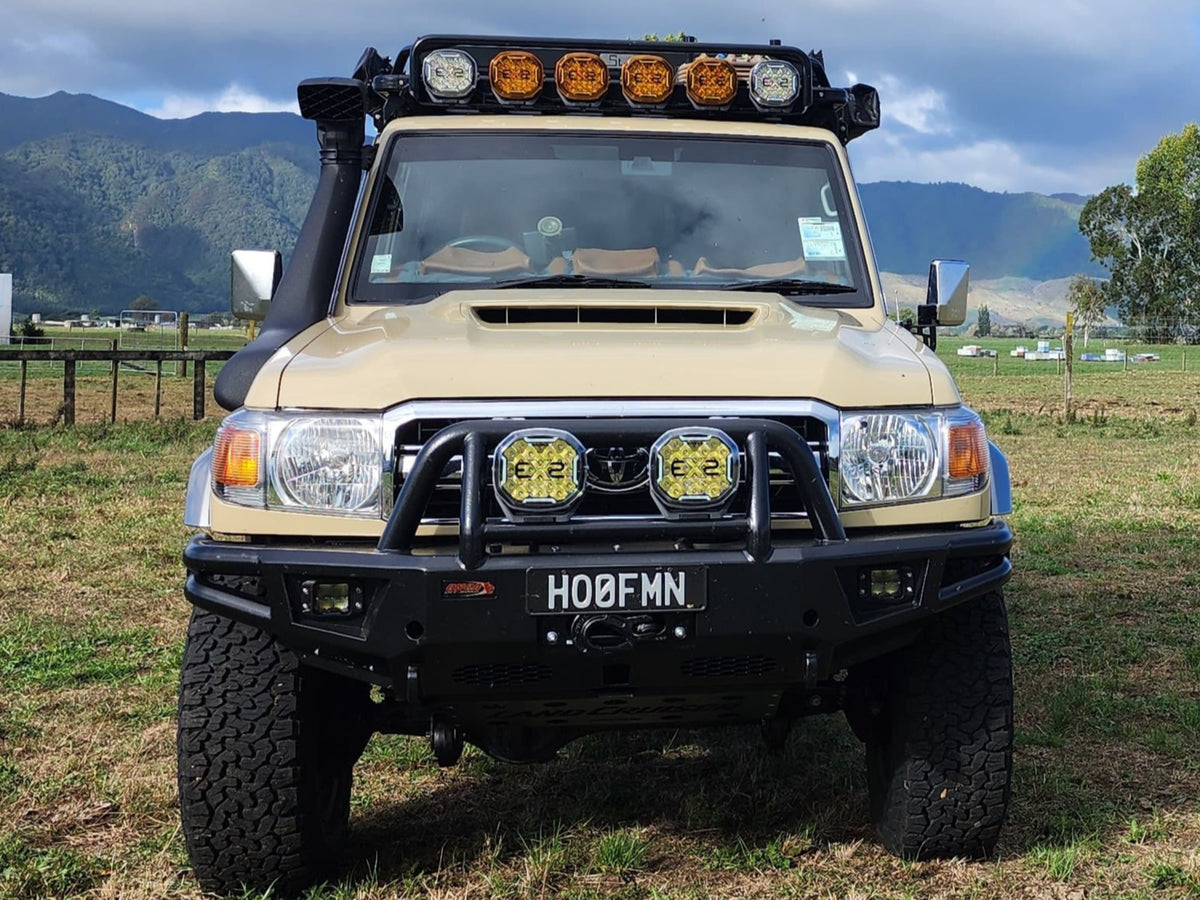 ONCA Extreme Bull Bar for 76, 78, 79 Series - image 2