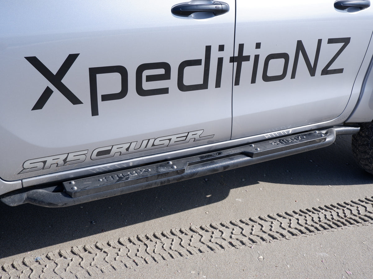 ONCA Rock Sliders - Hilux - image 7