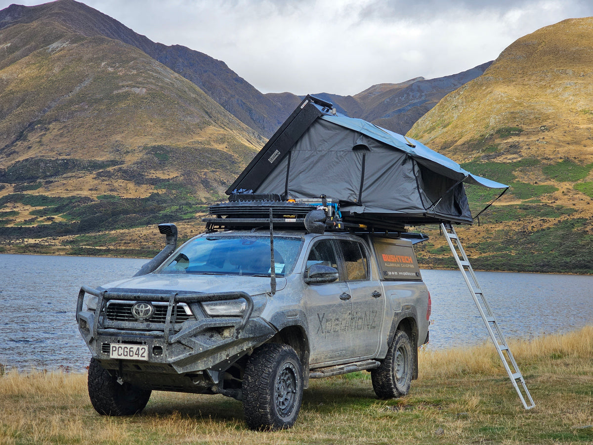 EEZI-AWN SWORD Jumbo/Family Hard Shell Roof Tent - image 7